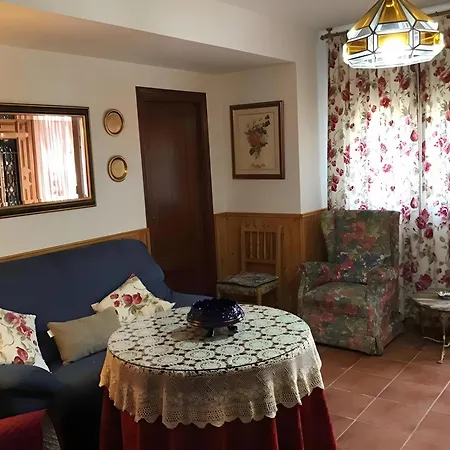 Hétvégi ház Casa Tia Lola *